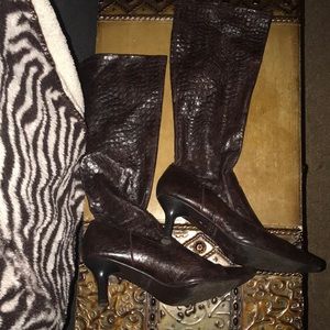 Textured knee high brown boots with low heal